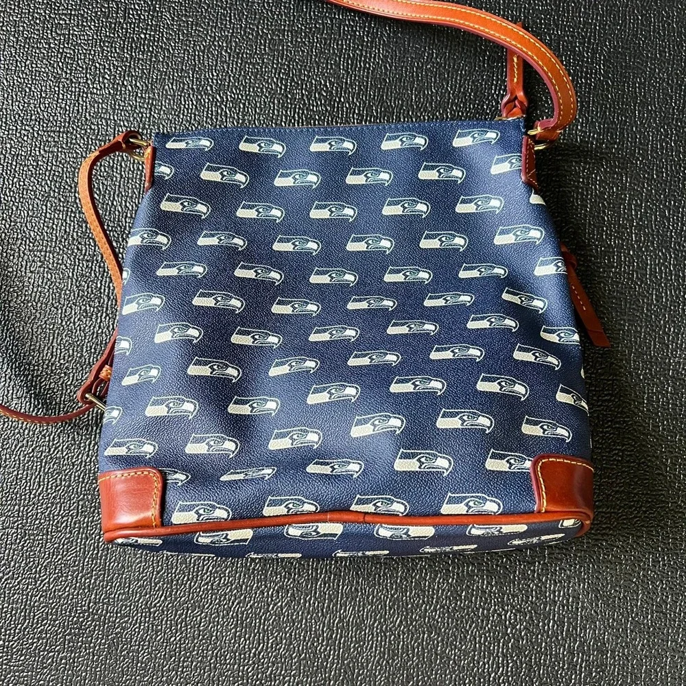 Dooney & Bourke great preowned